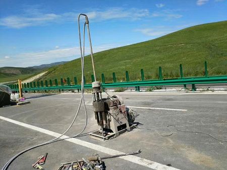 朝阳公路地基基础注浆加固